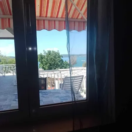 Bepo By The Sea Apartman *